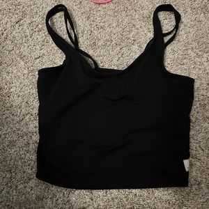 Vuori workout tank. Size small. Built in bra